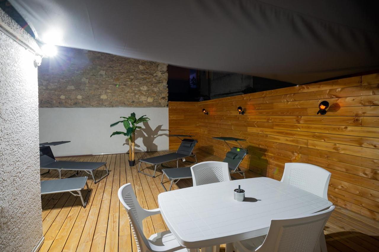 Superbe Appartement A 2 Pas Des Halles, Climatise, Terrasse, Garage Narbonne Dış mekan fotoğraf